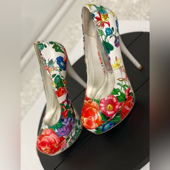 HOT Tomatoes floral high heels punk, beautiful women’s heels pumps size 8 - Picture 3 of 5
